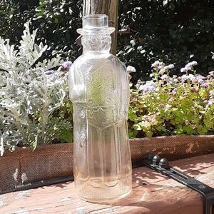 Vintage 1930s Mr. Pickwick glass bottle